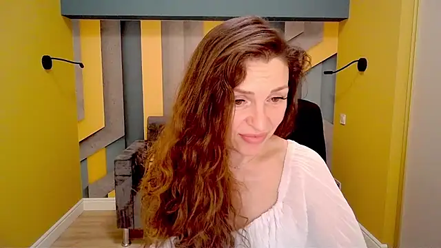 EllaLong online show from February 21, 2025, 3:32 pm