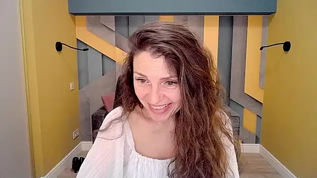 EllaLong online show from February 15, 2025, 3:50 pm