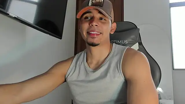 Snapshot of joss_111 chatting on October 25, 2025, 2:28 pm joss 111 online show from October 25, 2025, 2:28 pm