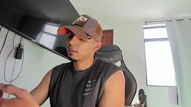 Snapshot of joss_111 chatting on October 18, 2025, 7:05 pm joss 111 online show from October 18, 2025, 7:05 pm