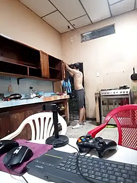 Snapshot of DanelyLopez chatting on February 14, 2026, 3:51 am DanelyLopez online show from February 14, 2026, 3:51 am