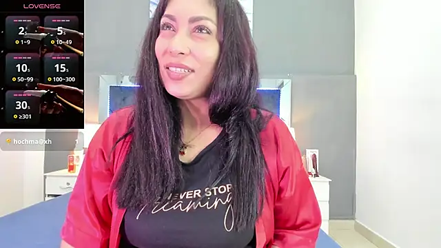 Snapshot of Lauralove_69 chatting on February 3, 2026, 8:36 pm Lauralove 69 online show from February 3, 2026, 8:36 pm