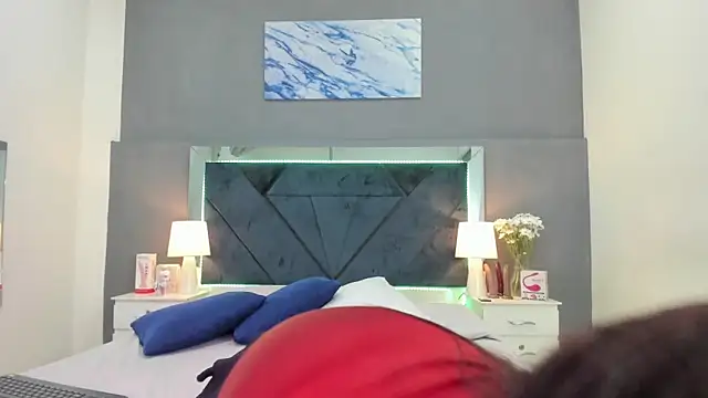 Snapshot of Lauralove_69 chatting on November 22, 2025, 5:23 pm Lauralove 69 online show from November 22, 2025, 5:23 pm