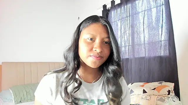 Snapshot of lunahot__07 chatting on July 12, 2026, 2:29 pm lunahot 07 online show from July 12, 2026, 2:29 pm