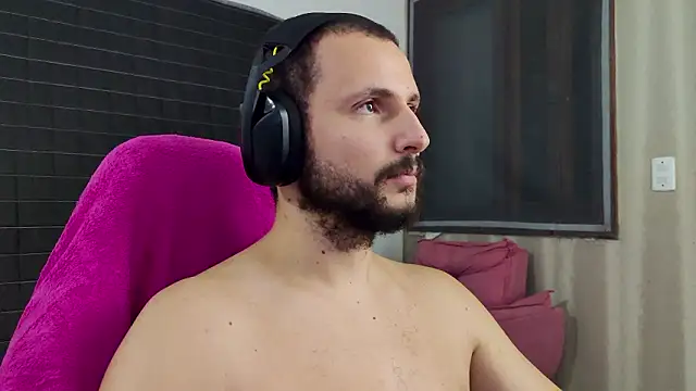 Snapshot of iurytx chatting on February 21, 2026, 6:37 am iurytx online show from February 21, 2026, 6:37 am