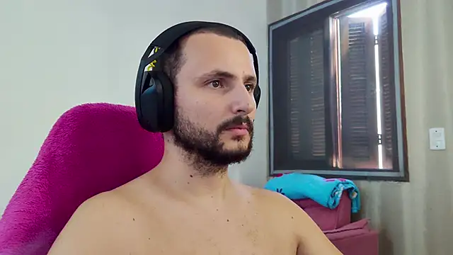 Snapshot of iurytx chatting on February 4, 2026, 11:49 am iurytx online show from February 4, 2026, 11:49 am