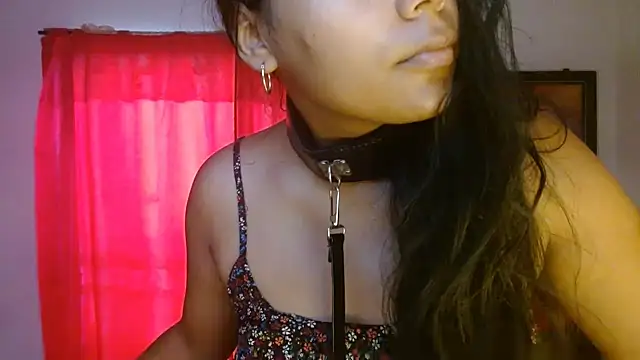 Snapshot of Chiara_petterson chatting on June 21, 2026, 12:22 pm Chiara petterson online show from June 21, 2026, 12:22 pm