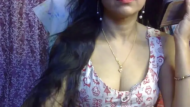 iam-moni2 online show from March 18, 2025, 11:11 am