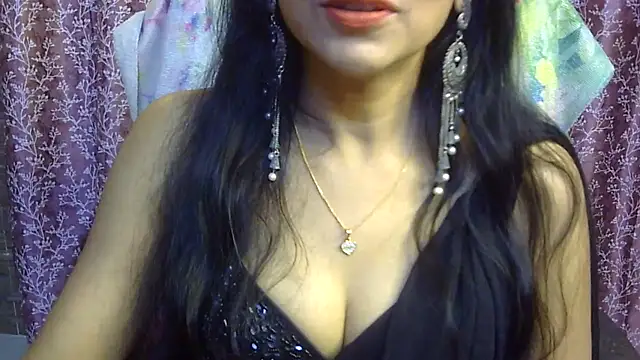 iam-moni2 online show from March 8, 2025, 5:43 pm