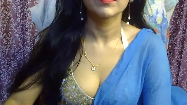 iam-moni2 online show from March 12, 2025, 3:40 pm