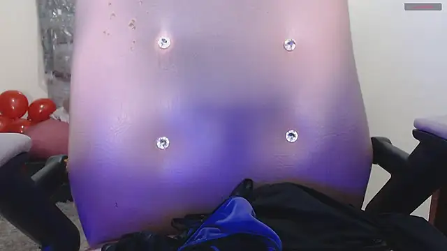 Snapshot of toxxxic_cams chatting on June 17, 2026, 7:08 am toxxxic cams online show from June 17, 2026, 7:08 am