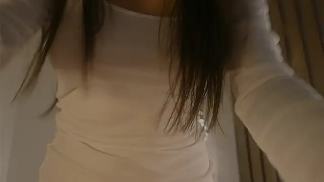 kawaii mia online show from April 25, 2026, 7:11 pm