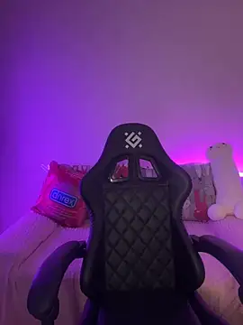 Your insomniya online show from October 9, 2025, 10:21 pm