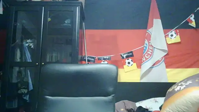 Snapshot of Die-geile-Sau chatting on January 17, 2026, 10:13 pm Die-geile-Sau online show from January 17, 2026, 10:13 pm