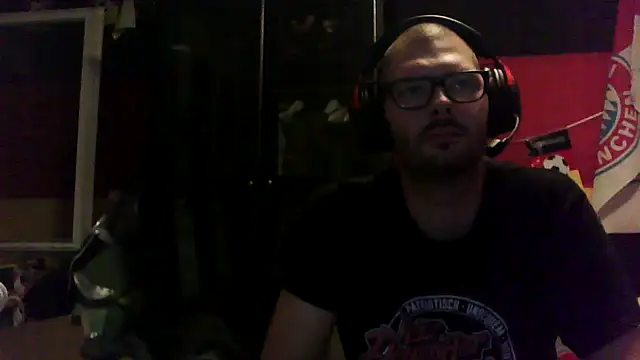 Snapshot of Die-geile-Sau chatting on September 15, 2025, 9:26 pm Die-geile-Sau online show from September 15, 2025, 9:26 pm