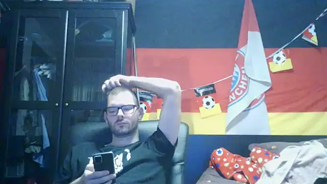 Snapshot of Die-geile-Sau chatting on January 13, 2026, 8:24 pm Die-geile-Sau online show from January 13, 2026, 8:24 pm