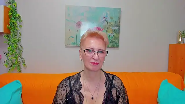 Snapshot of iamyourdream89 chatting on April 29, 2026, 12:53 pm iamyourdream89 online show from April 29, 2026, 12:53 pm
