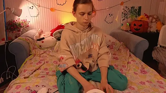 Frank Fraer online show from October 25, 2025, 7:58 pm