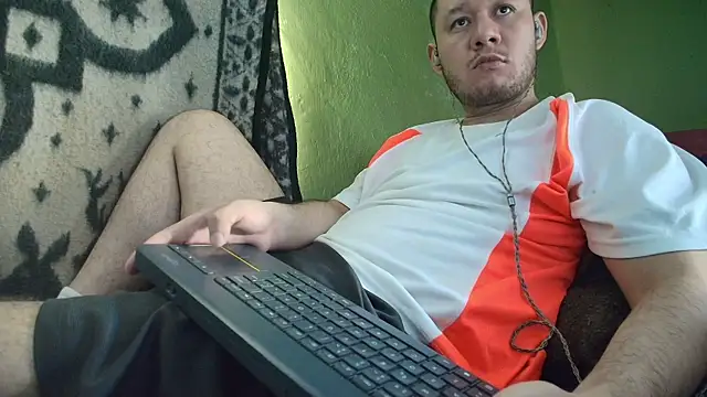 Snapshot of sweet_cock28 chatting on November 19, 2025, 3:23 pm sweet cock28 online show from November 19, 2025, 3:23 pm