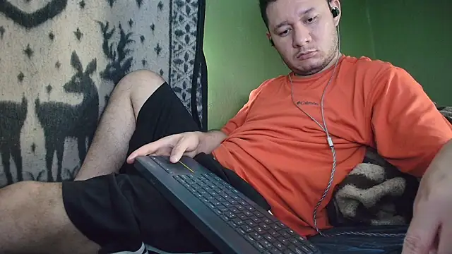 sweet cock28 online show from May 30, 2026, 3:06 pm