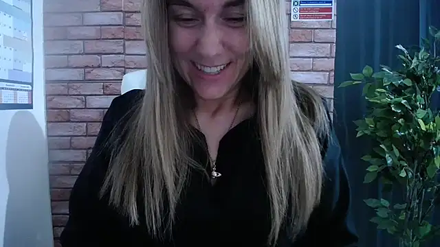 HarleyRebz online show from October 8, 2025, 6:48 am