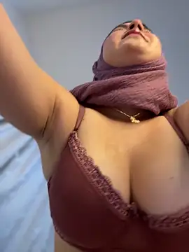 Snapshot of naughty__angel chatting on October 6, 2025, 11:00 am naughty angel online show from October 6, 2025, 11:00 am