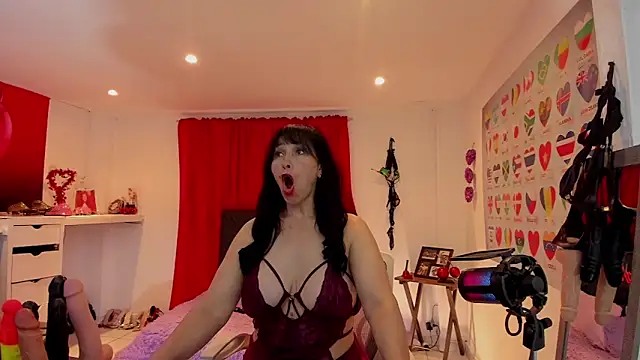Sarah teiku online show from May 29, 2026, 7:09 pm