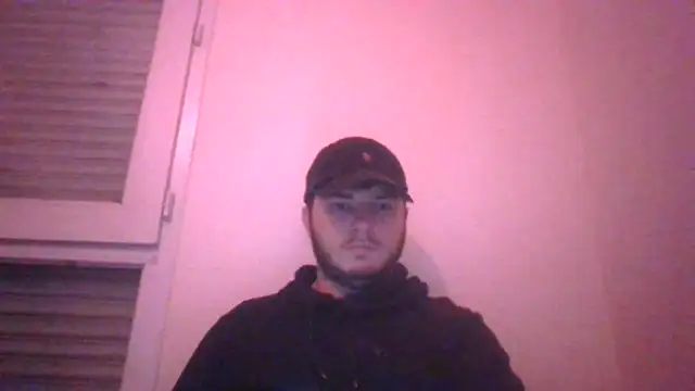Snapshot of -Zerax- chatting on January 5, 2025, 10:40 pm -Zerax- online show from January 5, 2025, 10:40 pm