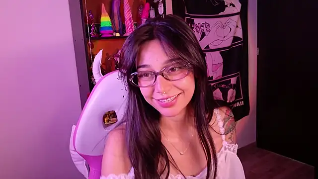 Snapshot of amber_yull chatting on June 2, 2026, 6:19 pm amber yull online show from June 2, 2026, 6:19 pm