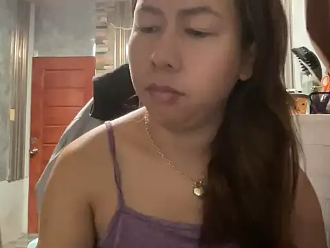 Snapshot of UrLove_Marga chatting on July 2, 2026, 9:54 pm UrLove Marga online show from July 2, 2026, 9:54 pm