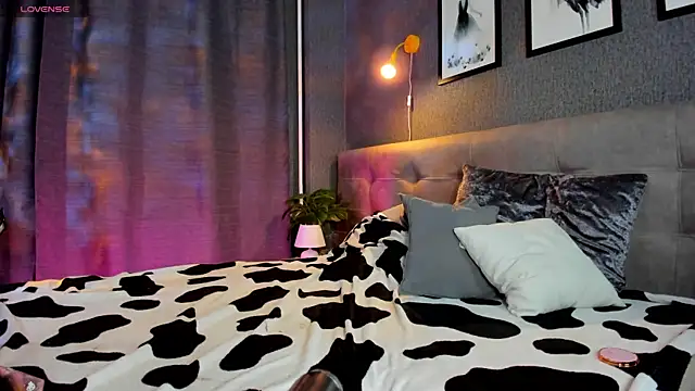 Pink diablo online show from September 20, 2025, 12:48 am
