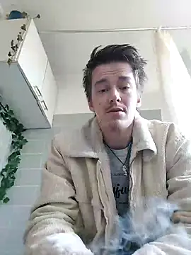 Toyjungee online show from April 19, 2026, 5:03 pm