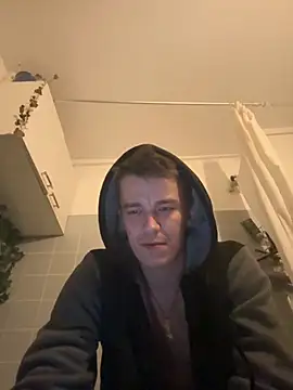 Toyjungee online show from October 24, 2025, 8:52 pm