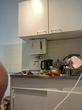 Sarahkhaalifa online show from February 18, 2026, 10:44 am