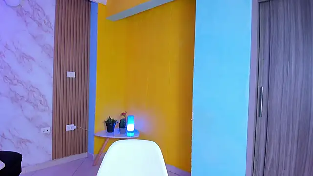 Snapshot of Megan_blue7 chatting on November 6, 2025, 11:36 am Megan blue7 online show from November 6, 2025, 11:36 am