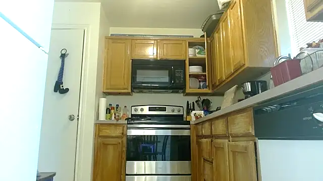 DiamondMonroeXo online show from November 6, 2025, 4:55 pm