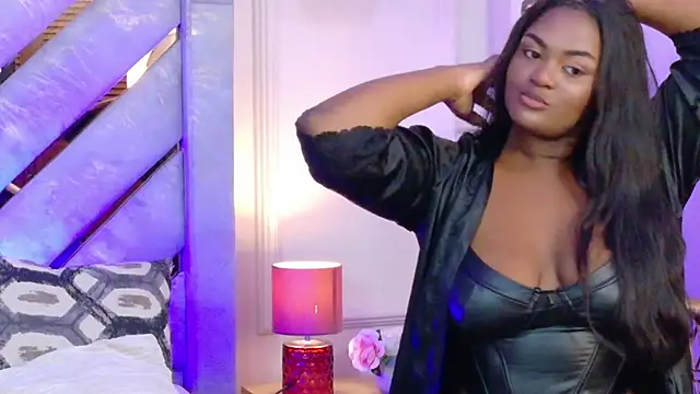 Noa Adams online show from October 27, 2025, 4:02 am