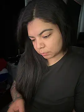 kimmiakiss22 online show from October 16, 2025, 6:27 pm