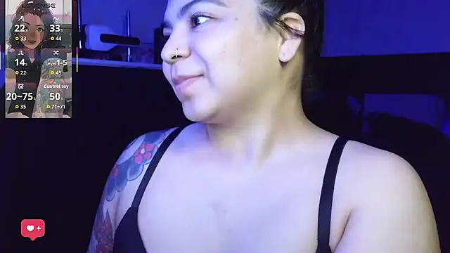 kimmiakiss22 online show from March 28, 2026, 2:12 am