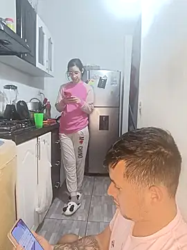 catire2323 online show from January 11, 2026, 10:05 pm