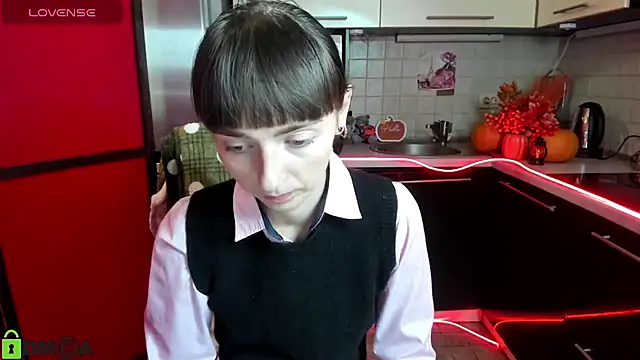 Snapshot of TayanaJons chatting on November 13, 2025, 7:56 am TayanaJons online show from November 13, 2025, 7:56 am