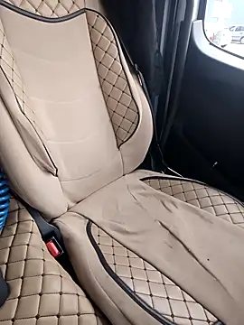 Freezing Duck online show from December 20, 2025, 9:45 am