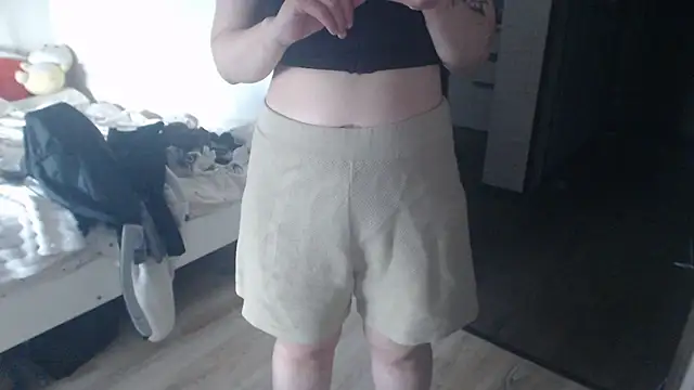 amanda kiss kiss online show from April 12, 2026, 12:30 pm