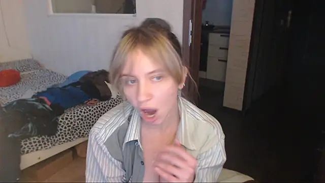 Snapshot of amanda_kiss_kiss chatting on February 1, 2025, 2:45 pm amanda kiss kiss online show from February 1, 2025, 2:45 pm