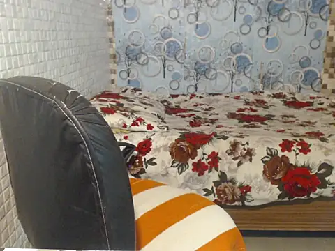 Snapshot of Oh_Maya chatting on September 30, 2025, 2:50 am Oh Maya online show from September 30, 2025, 2:50 am