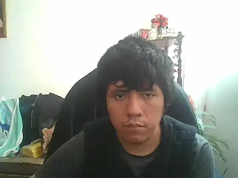 gianfranco1230 online show from October 4, 2025, 7:15 pm