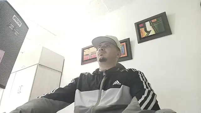 myke andrade online show from October 8, 2025, 7:47 pm