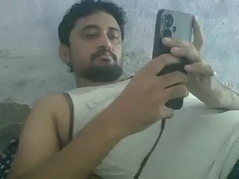 Snapshot of Rocobodymassager chatting on May 23, 2026, 4:22 am Rocobodymassager online show from May 23, 2026, 4:22 am