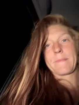 Snapshot of GoldenFlameGoddess chatting on November 13, 2025, 12:31 pm GoldenFlameGoddess online show from November 13, 2025, 12:31 pm