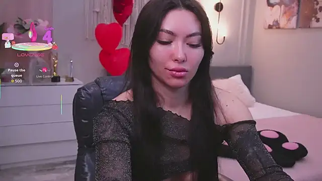 Molly Jons online show from March 23, 2026, 1:06 am